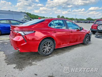 Trzecie zdjęcie samochodu z tyłu: 2021 TOYOTA CAMRY SE VIN:4T1G11AK0MU441557 - miniatura