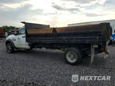 Drugie zdjęcie samochodu z przodu: 2017 RAM 5500 DUMP TRUCK VIN:3C7WRMDL0HG572675 - miniatura
