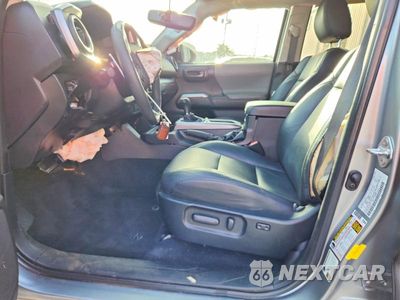 Zdjęcie 7 z 13 samochodu: 2023 TOYOTA TACOMA SR5 V6 VIN:3TMCZ5AN1PM591151 - miniatura