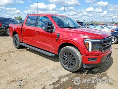 Czwarte zdjęcie samochodu z boku: 2025 FORD F150 LARIAT VIN:1FTFW5L85SFB65159 - miniatura