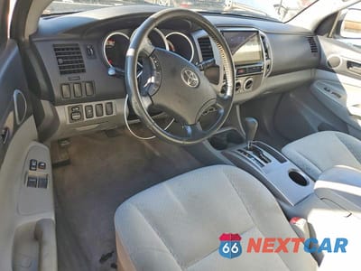Zdjęcie 8 z 12 samochodu: 2011 TOYOTA TACOMA BASE VIN:5TFTX4CN1BX010358 - miniatura