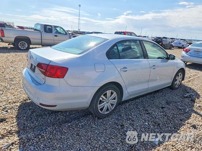 Trzecie zdjęcie samochodu z tyłu: 2017 VOLKSWAGEN JETTA S VIN:3VW2B7AJ1HM401999 - miniatura