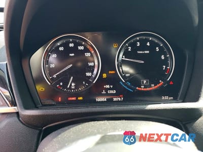 Zdjęcie 9 z 14 samochodu: 2018 BMW X1 XDRIVE28I VIN:WBXHT3C37J5L30999 - miniatura