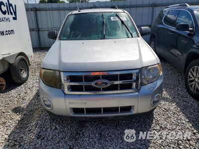 Piąte zdjęcie samochodu w środku: 2010 FORD ESCAPE XLT VIN:1FMCU9DG6AKC06468 - miniatura