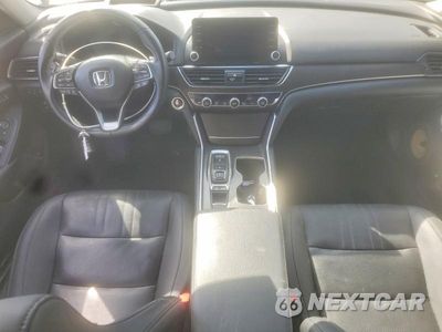 Zdjęcie 8 z 12 samochodu: 2022 HONDA ACCORD TOURING VIN:1HGCV2F90NA011440 - miniatura