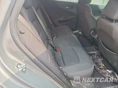 Zdjęcie 10 z 12 samochodu: 2025 CHEVROLET MALIBU LT VIN:1G1ZD5ST1SF121080 - miniatura