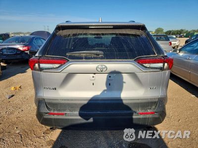 Zdjęcie 6 z 13 samochodu: 2020 TOYOTA RAV4 XLE VIN:2T3W1RFV8LC070717 - miniatura
