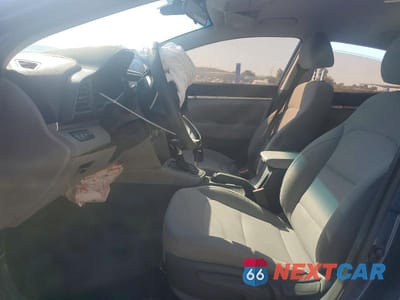Zdjęcie 7 z 12 samochodu: 2020 HYUNDAI ELANTRA SEL VIN:5NPD84LF6LH541675 - miniatura