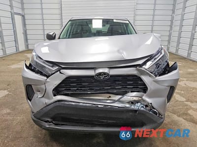Piąte zdjęcie samochodu w środku: 2024 TOYOTA RAV4 LE VIN:2T3H1RFV5RC286607 - miniatura