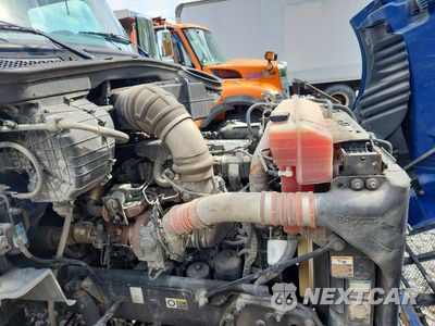 Zdjęcie 10 z 13 samochodu: 2017 PETERBILT 579 SEMI TRUCK VIN:1XPBDP9X4HD358761 - miniatura