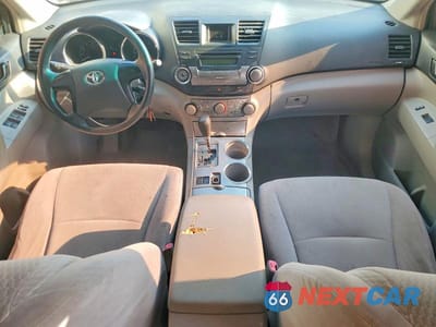 Zdjęcie 8 z 12 samochodu: 2009 TOYOTA HIGHLANDER VIN:JTEDA41A192006660 - miniatura