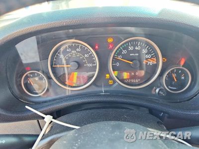 Zdjęcie 9 z 14 samochodu: 2016 JEEP WRANGLER UNLIMITED SAHARA VIN:1C4BJWEGXGL239126 - miniatura