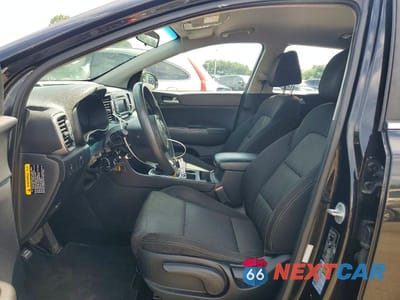 Zdjęcie 7 z 14 samochodu: 2017 KIA SPORTAGE LX VIN:KNDPMCAC9H7039749 - miniatura