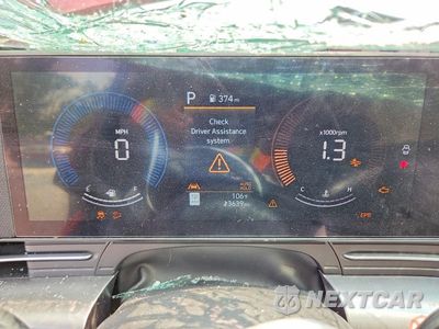 Zdjęcie 9 z 13 samochodu: 2025 HYUNDAI KONA SEL VIN:KM8HBCAB8SU300519 - miniatura