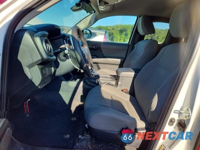 Zdjęcie 7 z 12 samochodu: 2021 TOYOTA TACOMA SR VIN:3TYRX5GN8MT029027 - miniatura