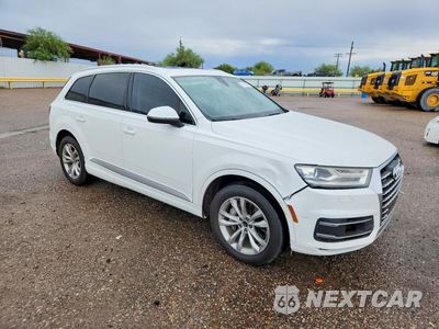 Czwarte zdjęcie samochodu z boku: 2017 AUDI Q7 PREMIUM PLUS VIN:WA1LAAF76HD001477 - miniatura