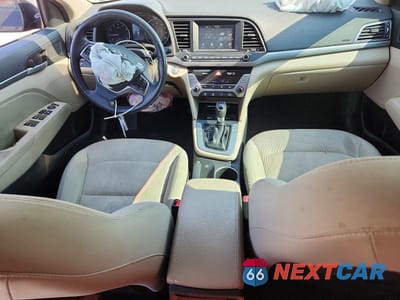 Zdjęcie 8 z 12 samochodu: 2017 HYUNDAI ELANTRA SE VIN:5NPD84LF7HH049406 - miniatura