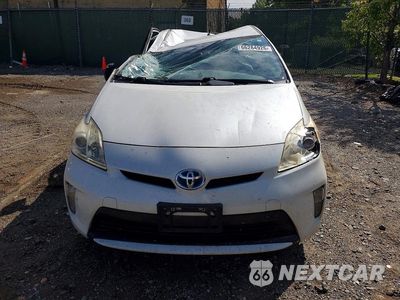 Piąte zdjęcie samochodu w środku: 2014 TOYOTA PRIUS TWO VIN:JTDKN3DU2E0392530 - miniatura