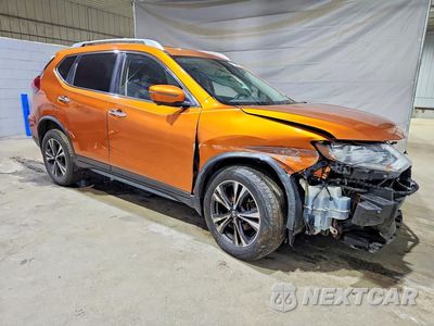 Czwarte zdjęcie samochodu z boku: 2019 NISSAN ROGUE SV VIN:JN8AT2MV4KW378372 - miniatura