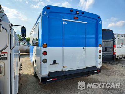 Drugie zdjęcie samochodu z przodu: 2017 FORD E450 SHUTTLE BUS VIN:1FDFE4FS1HDC06603 - miniatura