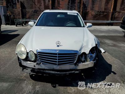 Piąte zdjęcie samochodu w środku: 2007 MERCEDES-BENZ E 350 VIN:WDBUF56X67B179983 - miniatura