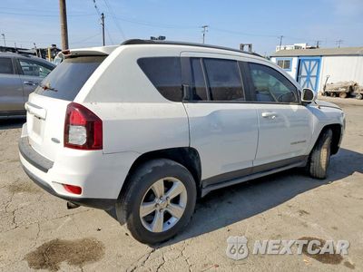 Trzecie zdjęcie samochodu z tyłu: 2015 JEEP COMPASS LATITUDE VIN:1C4NJCEB4FD373204 - miniatura