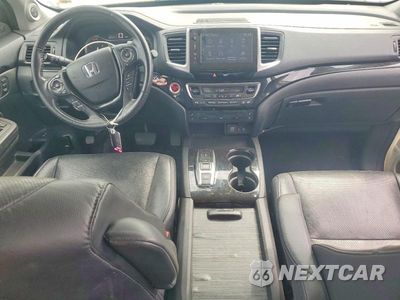 Zdjęcie 8 z 13 samochodu: 2017 HONDA PILOT ELITE VIN:5FNYF6H04HB098942 - miniatura