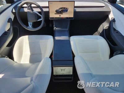 Zdjęcie 8 z 12 samochodu: 2025 TESLA MODEL 3 VIN:5YJ3E1EA1SF877705 - miniatura