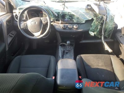 Zdjęcie 8 z 13 samochodu: 2018 TOYOTA RAV4 LE VIN:2T3BFREV4JW701752 - miniatura