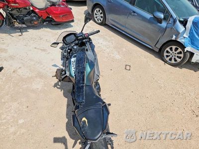 Zdjęcie 6 z 9 samochodu: 2025 KAWASAKI EX650 P VIN:ML5EXEP1XSDAG4970 - miniatura