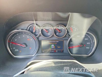 Zdjęcie 9 z 13 samochodu: 2021 CHEVROLET SUBURBAN K1500 Z71 VIN:1GNSKDKDXMR415216 - miniatura