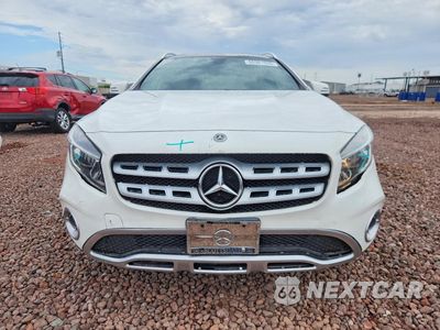 Piąte zdjęcie samochodu w środku: 2019 MERCEDES-BENZ GLA 250 VIN:WDCTG4EB4KU009669 - miniatura