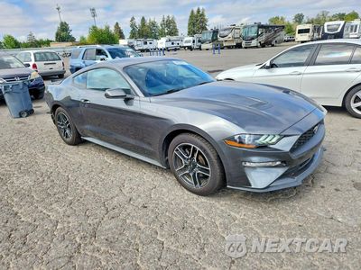 Czwarte zdjęcie samochodu z boku: 2020 FORD MUSTANG VIN:1FA6P8TH7L5173534 - miniatura