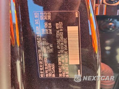 Zdjęcie 13 z 13 samochodu: 2024 VOLVO XC40 PLUS VIN:YV4L12UL8R2217028 - miniatura