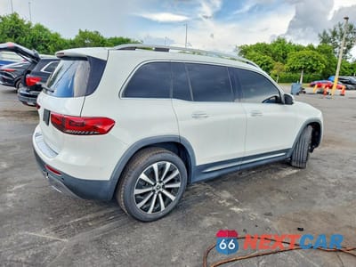 Trzecie zdjęcie samochodu z tyłu: 2021 MERCEDES-BENZ GLB 250 VIN:W1N4M4GB8MW104865 - miniatura