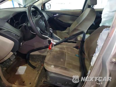 Zdjęcie 7 z 12 samochodu: 2015 FORD FOCUS SE VIN:1FADP3F26FL311677 - miniatura
