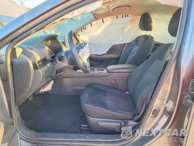 Zdjęcie 7 z 13 samochodu: 2025 NISSAN SENTRA SV VIN:3N1AB8CV4SY264208 - miniatura