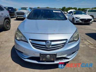 Piąte zdjęcie samochodu w środku: 2016 BUICK CASCADA PREMIUM VIN:W04WT3N55GG093763 - miniatura