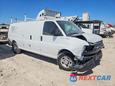 Czwarte zdjęcie samochodu z boku: 2025 CHEVROLET EXPRESS G3500 VIN:1GCZGHF73S1166936 - miniatura