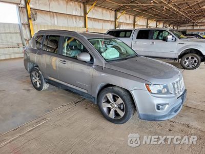 Czwarte zdjęcie samochodu z boku: 2017 JEEP COMPASS LATITUDE VIN:1C4NJDEB3HD125325 - miniatura