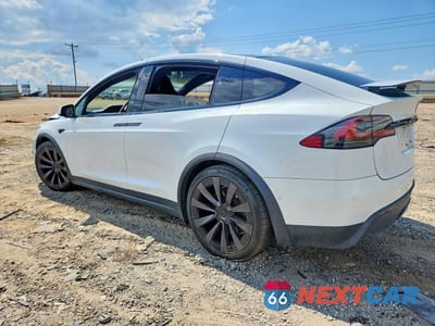 Drugie zdjęcie samochodu z przodu: 2022 TESLA MODEL X VIN:7SAXCBE67NF332236 - miniatura