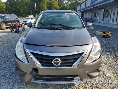 Piąte zdjęcie samochodu w środku: 2018 NISSAN VERSA S PLUS VIN:3N1CN7AP1JL839567 - miniatura