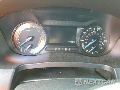 Zdjęcie 9 z 14 samochodu: 2016 FORD EXPLORER XLT VIN:1FM5K7D80GGA33604 - miniatura