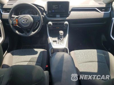Zdjęcie 8 z 13 samochodu: 2023 TOYOTA RAV4 XLE VIN:2T3W1RFV6PW260651 - miniatura