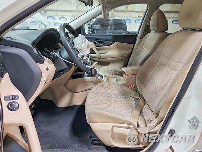 Zdjęcie 7 z 13 samochodu: 2017 NISSAN ROGUE S VIN:5N1AT2MT1HC840435 - miniatura