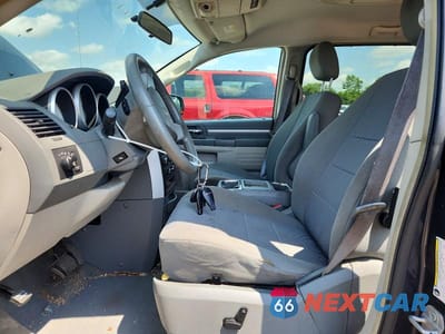 Zdjęcie 7 z 13 samochodu: 2008 DODGE GRAND CARAVAN SXT VIN:1D8HN54P08B168635 - miniatura