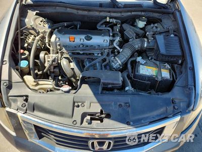 Zdjęcie 11 z 12 samochodu: 2010 HONDA ACCORD LXP VIN:1HGCP2F44AA022742 - miniatura