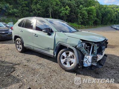 Czwarte zdjęcie samochodu z boku: 2023 TOYOTA RAV4 XLE VIN:2T3P1RFV9PW365706 - miniatura