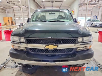 Piąte zdjęcie samochodu w środku: 2001 CHEVROLET SILVERADO K2500 HEAVY DUTY VIN:1GCHK24G41E252340 - miniatura