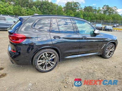 Trzecie zdjęcie samochodu z tyłu: 2018 BMW X3 XDRIVEM40I VIN:5UXTS3C51J0Y95644 - miniatura